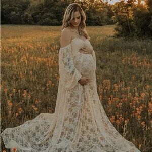 Elegant Lace Maternity Gown